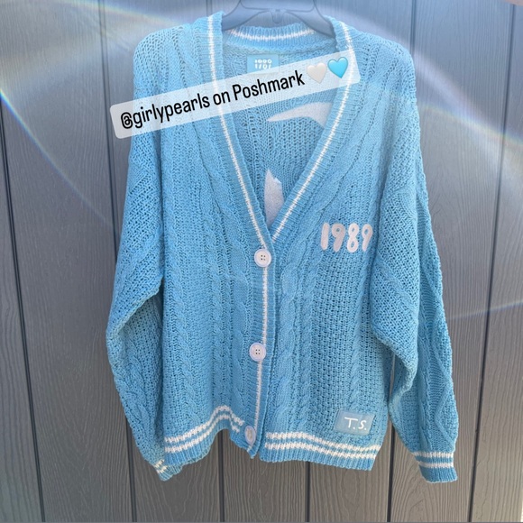 1989 Cardigan (Taylor’s Version) Offical Taylor Swift Merch / Cardigan NEW - Picture 16 of 17